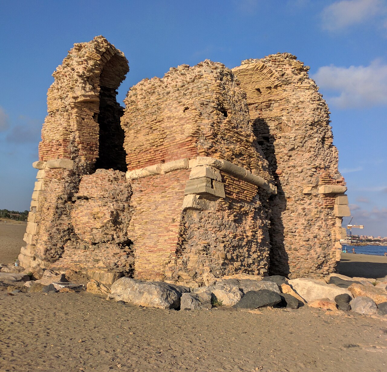 Dettaglio delle murature superstiti di Torre Flavia